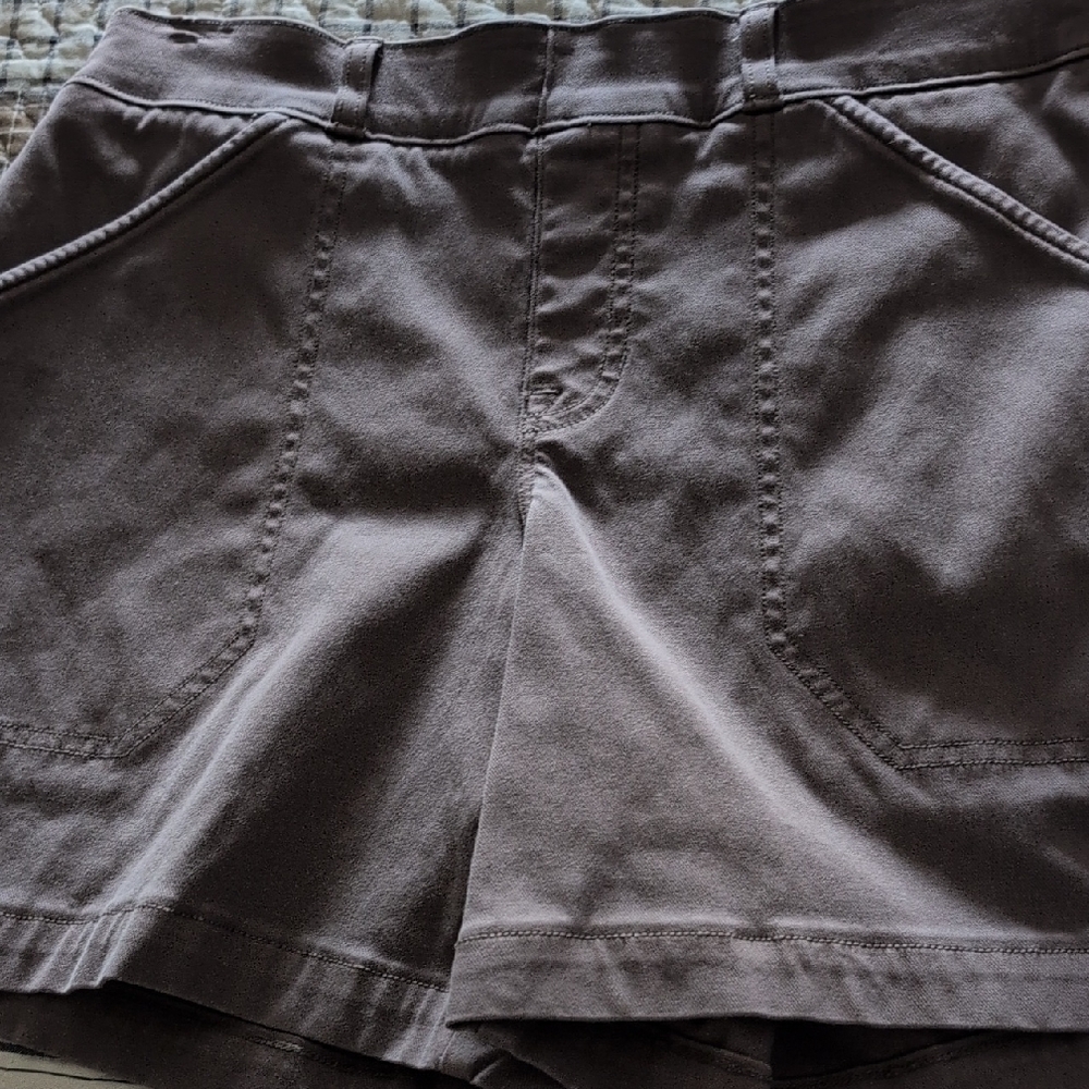 SPANX Women's Gray Cargo Shorts
